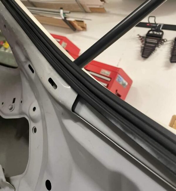 3rd Gen. Integra Rear Hatch Seal including shipping CONUS - Image 2