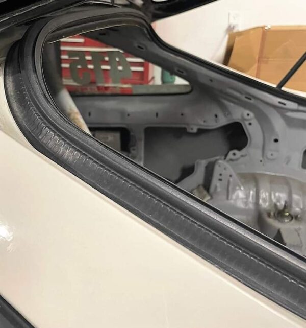 3rd Gen. Integra Rear Hatch Seal including shipping CONUS